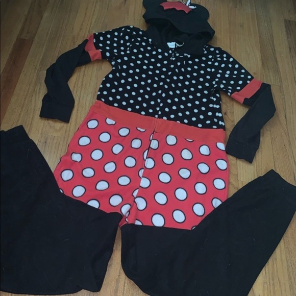 Minnie Mouse pj jumpsuit/perfect costume for Halloween! - Picture 2 of 7